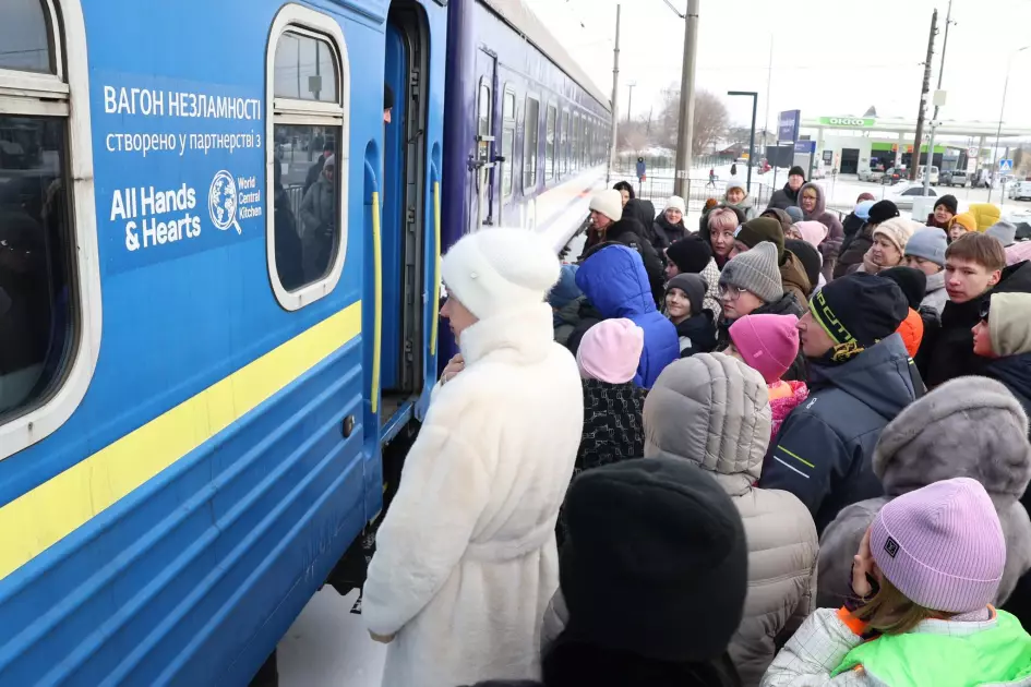 Тепло на рейках: 19 «Вагонів незламності» зігрівають жителів Київщини - 1