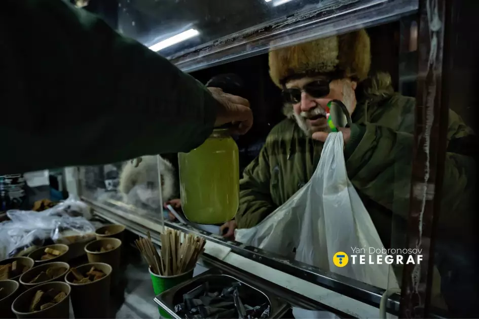 Більше ніж їжа: на столичній Оболоні запрацював незвичайний пункт незламності від ветеранів - 1