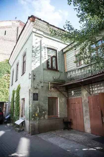 Три століття в тіні Контрактової: де в Києві стоїть найстаріший житловий будинок міста - 1