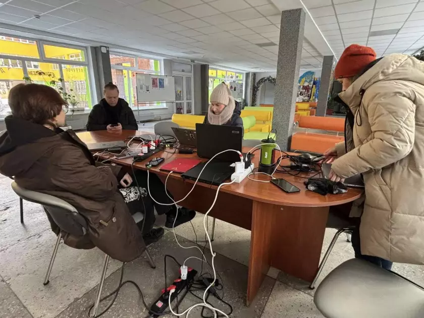 У Дніпровському районі Києва відкрили додаткові пункти обігріву та опорні бази - 2