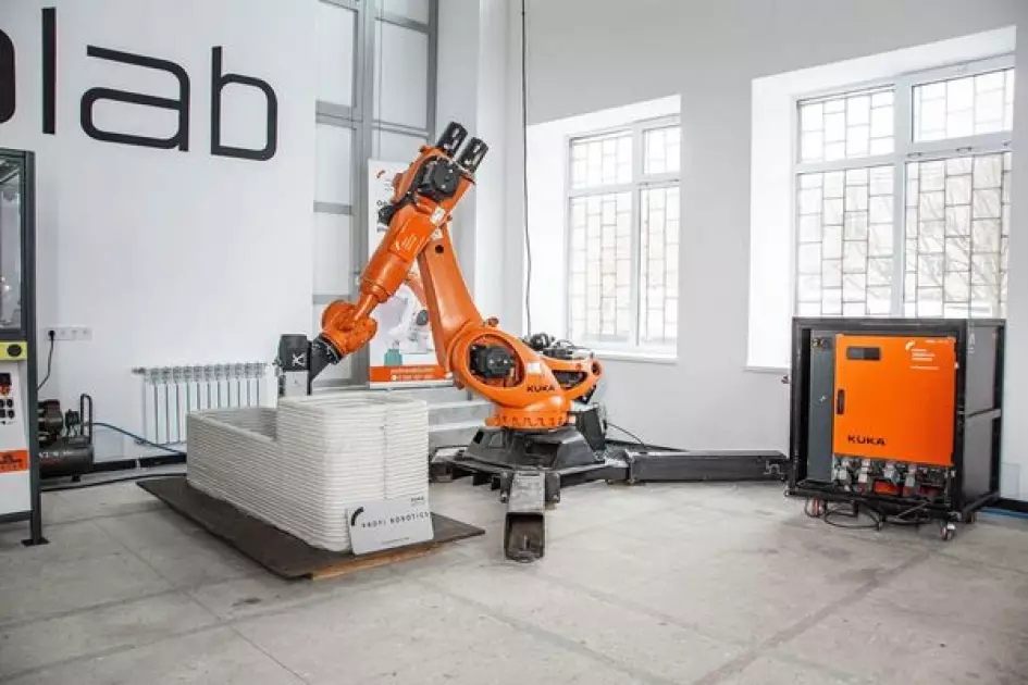 У КНУБА відкрили RoboLab - першу роботизовану лабораторію для студентів у Києві - 1