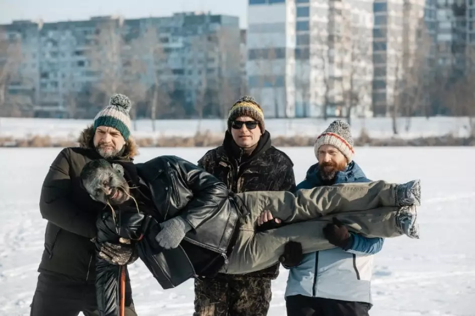 Work.ua, «Аврора» і «Друга Ріка» перетворили легендарний хіт на благодійну кампанію для ГУР - 2