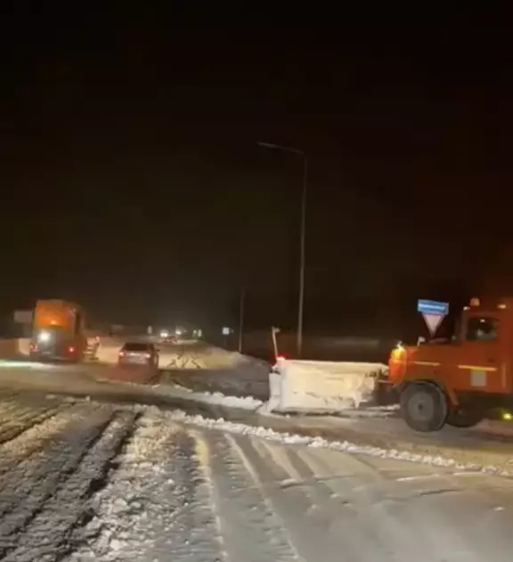 Зима паралізувала Київ і область: кілометрові затори, сотні ДТП і бездіяльність служб - 3
