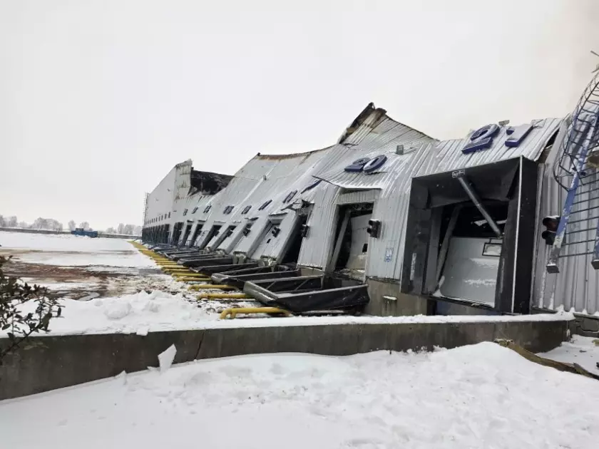 Логістичний центр Roshen під Яготином вигорів вщент після обстрілу: опубліковані фото руйнувань - 2