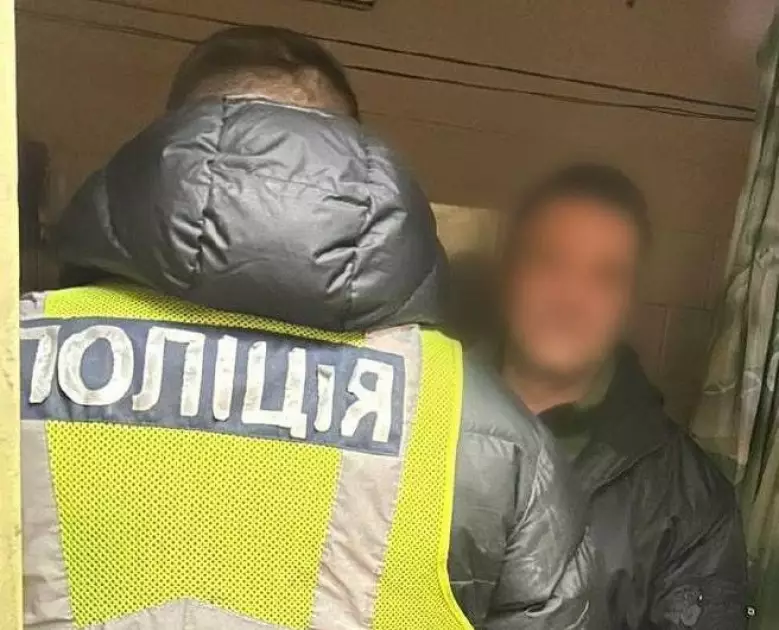 У Києві викрили наркозбут «із рук у руки» та поштою: вилучено канабісу на 500 тис. грн - 1