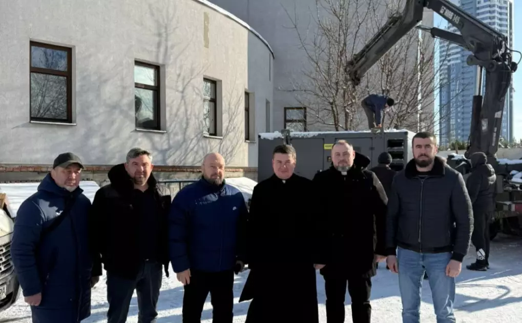 Київський спортивний ліцей отримав потужний генератор від благодійників - 1
