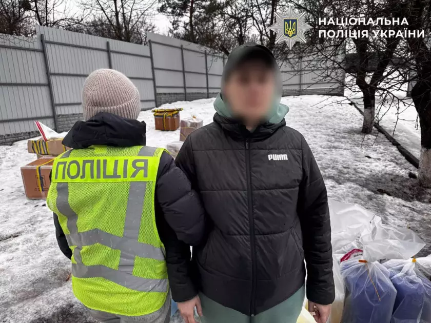 Операція «Рубікон»: у Києві ліквідували наркомережу з трьома підпільними лабораторіями - 8