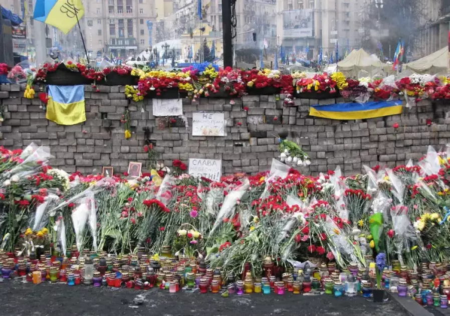 Київ вшановує Героїв Небесної Сотні: 12-ті роковини розстрілів на Майдані - 1