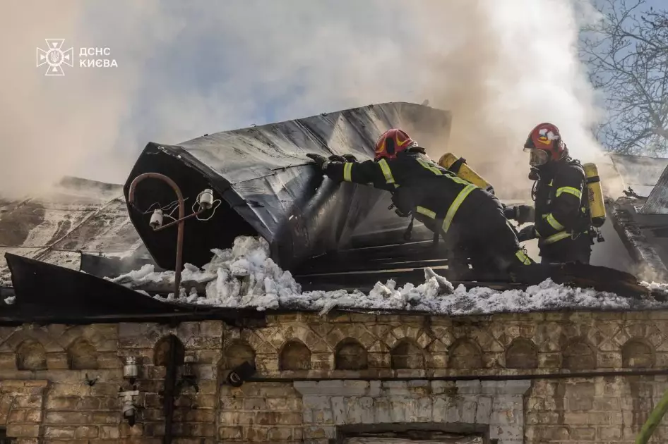 Ранкова пожежа в Голосіївському районі забрала життя двох мешканців - 1