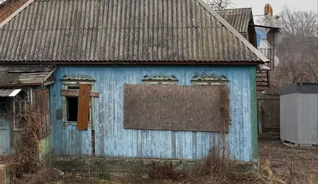 На Осокорках зносять стару дерев’яну садибу кінця XVIII століття: на її місці хочуть звести 24-поверхівку - 1
