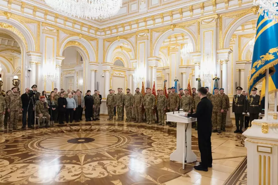 За тепло для Києва: Президент відзначив рятувальників ДСНС державними нагородами - 2