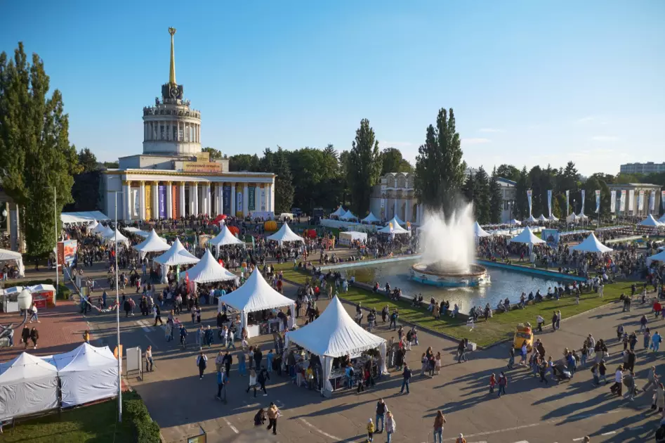 Шортліст премії книжкових блогерів: хто потрапив до фінальної п’ятірки - 2