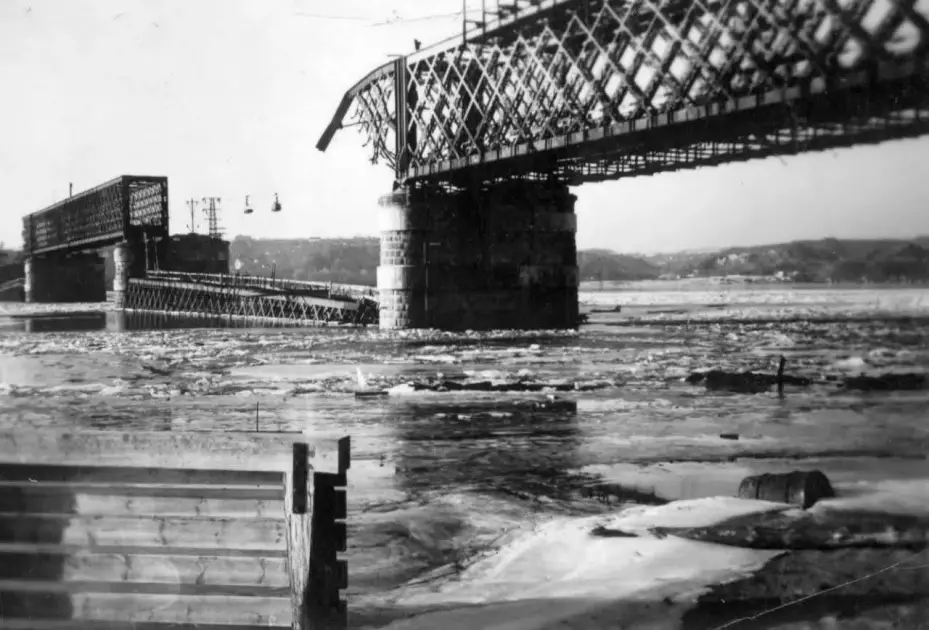 Зимовий Київ 1940-х: у мережі опублікували архівні фото столиці під час німецької окупації - 1