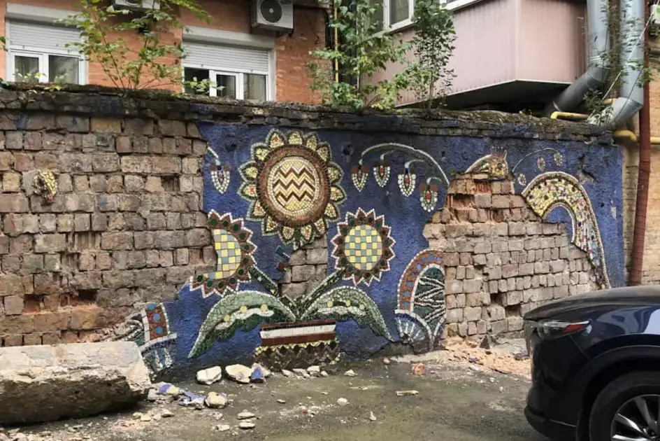 Мозаїчний Київ: 10 робіт, які варто побачити, поки вони ще існують - 13