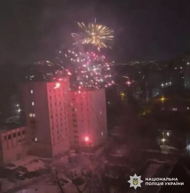 Салют у центрі Києва запустив підліток: поліція відкрила кримінальну справу - 1