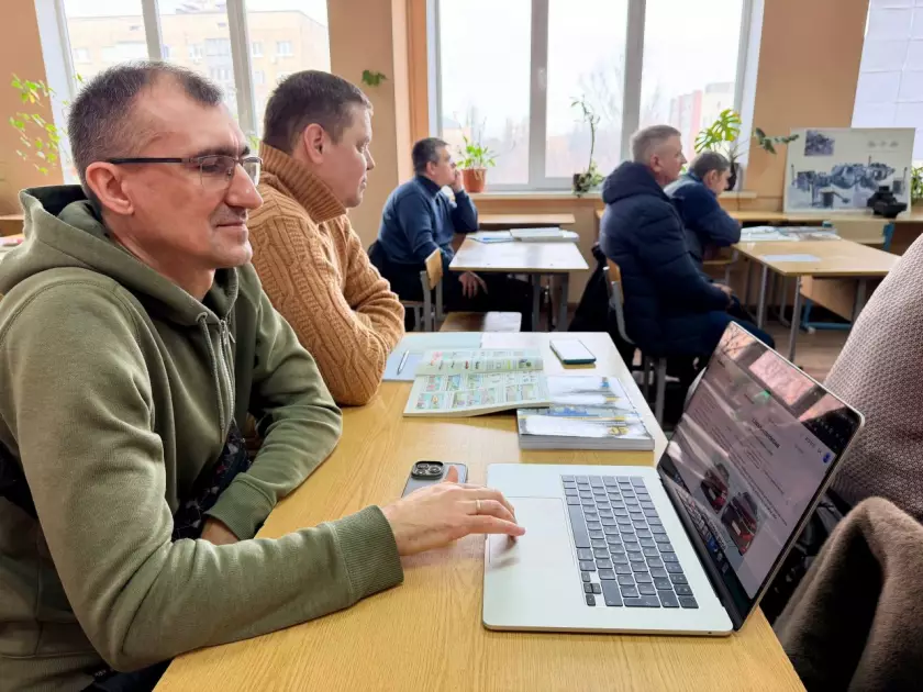 Київ шукає водіїв: у «Київпастрансі» відкрили новий набір на безплатне навчання - 1