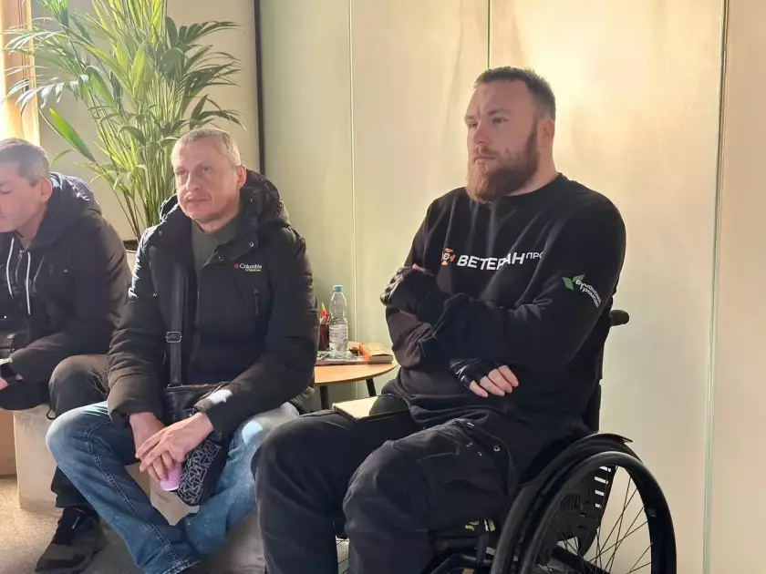 Робота після фронту: у Бучі ветеранам презентували програму працевлаштування від міжнародної компанії - 2