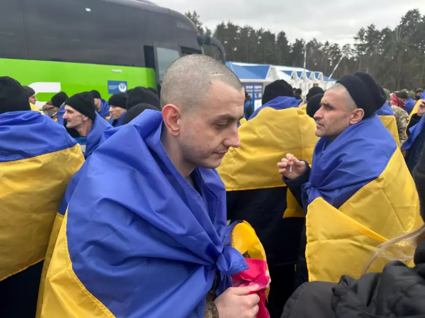 200 героїв додому: Україна провела перший етап обміну полоненими - 4