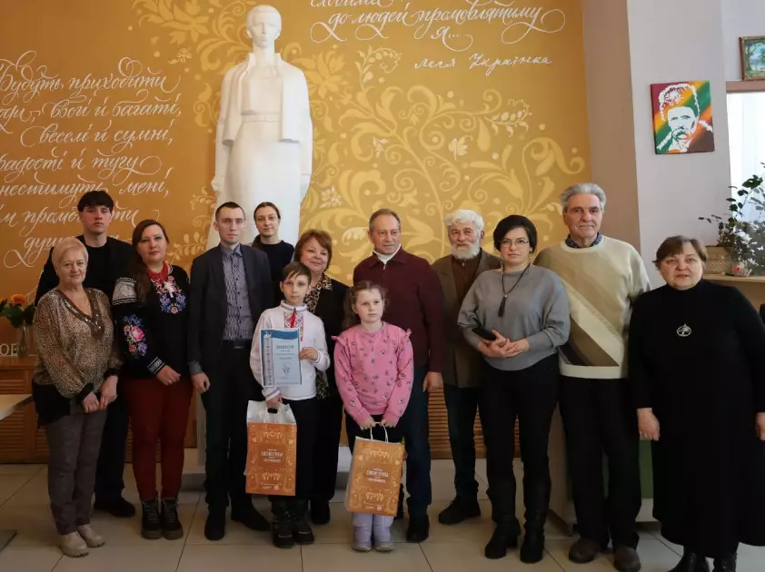 У Києві назвали нові поетичні імена: у бібліотеці Лесі Українки відзначили лауреатів конкурсу Миколи Сома - 1