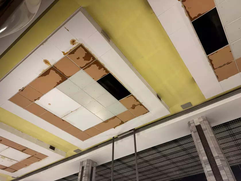 Чому у київському метро з’являються мокрі плями - пояснення підземки - 1