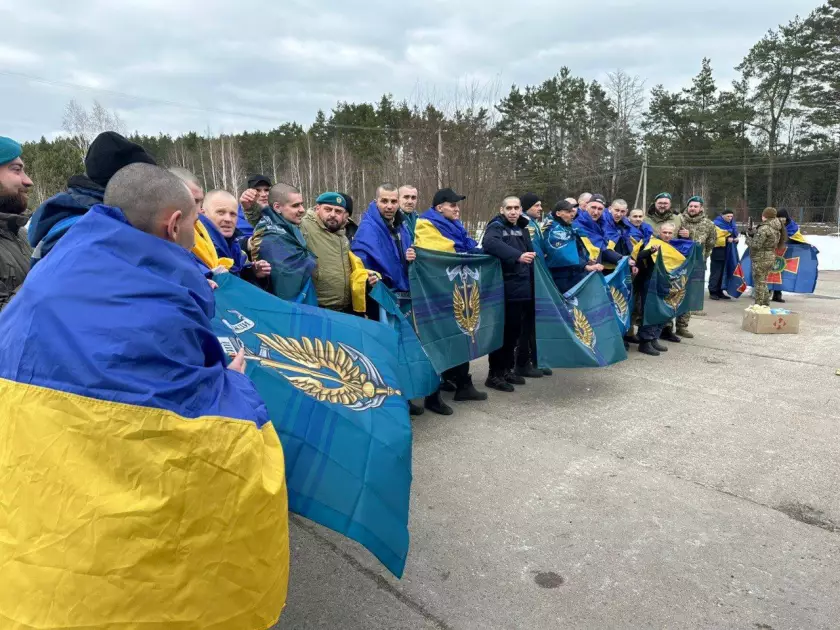 Другий день обміну: додому повернулися 300 українських військових та 2 цивільних - 6