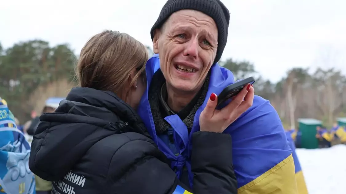 Другий день обміну: додому повернулися 300 українських військових та 2 цивільних - 3