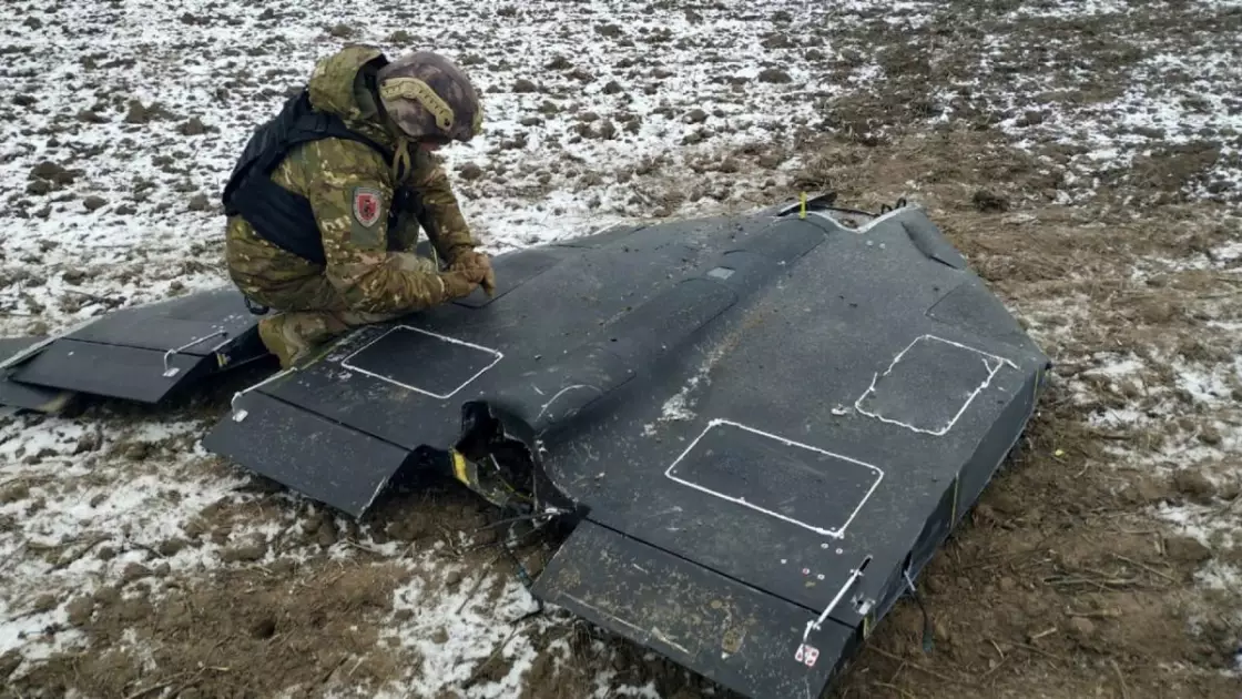 Уламки ракет впали у Голосіївському, Деснянському та Дніпровському районах Києва - 1
