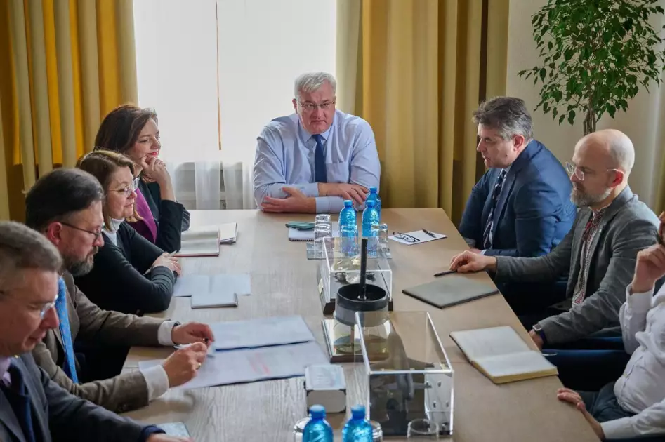 Затримані в Угорщині інкасатори «Ощадбанку» повернулися додому: гроші та золото залишилися в Будапешті - 3