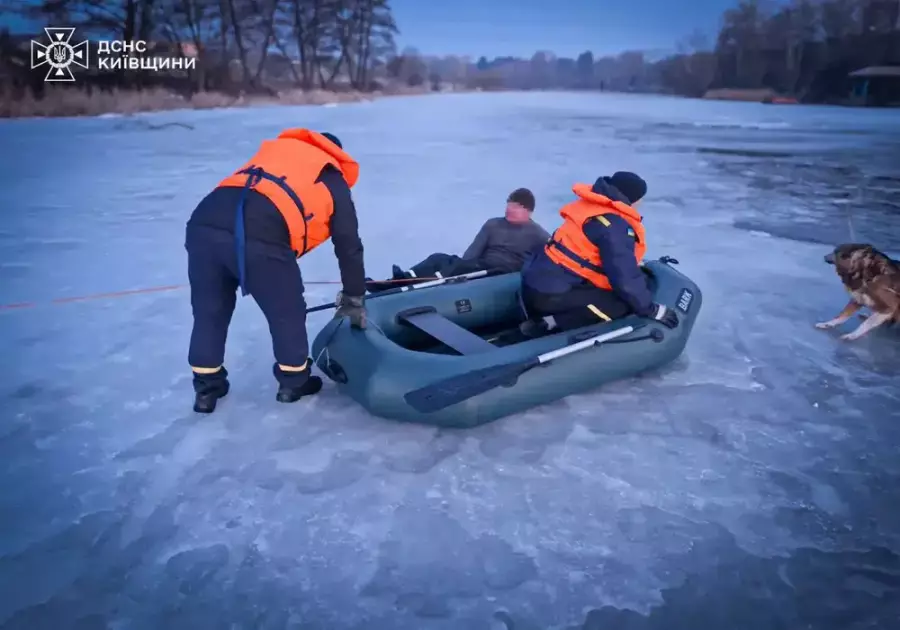 На Київщині чоловік провалився під кригу, рятуючи собаку: обох витягли з річки - 2