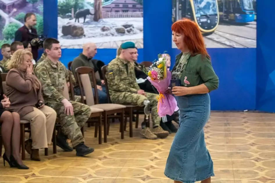 Кличко нагородив столичних добровольців медалями «Честь. Слава. Держава» - 4