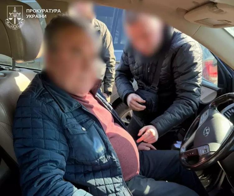 У Києві ексдиректор КП «Голосіїво-будінвест» підозрюється у хабарництві на $17 500 - 1