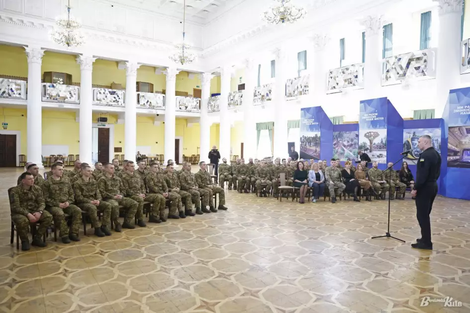 Кличко відзначив нацгвардійців у Києві: 53 військові отримали нагороди від столиці - 3