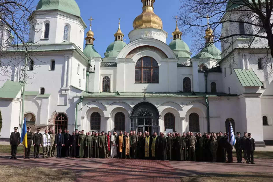 Єдність у Софії Київській: представники різних конфесій молилися за Україну - 1