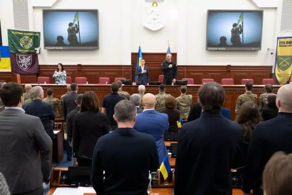 Кличко відзначив «азовців»: у Київраді нагородили 11 військових за героїзм - 4
