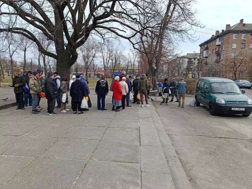 200 гарячих обідів щодня: підсумки зимового соціального патрулювання Києва - 5