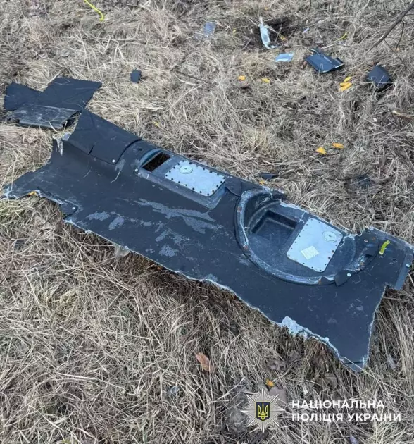 Біля Подільсько-Воскресенського мосту виявили бойову частину БпЛА: готують контрольований підрив - 3