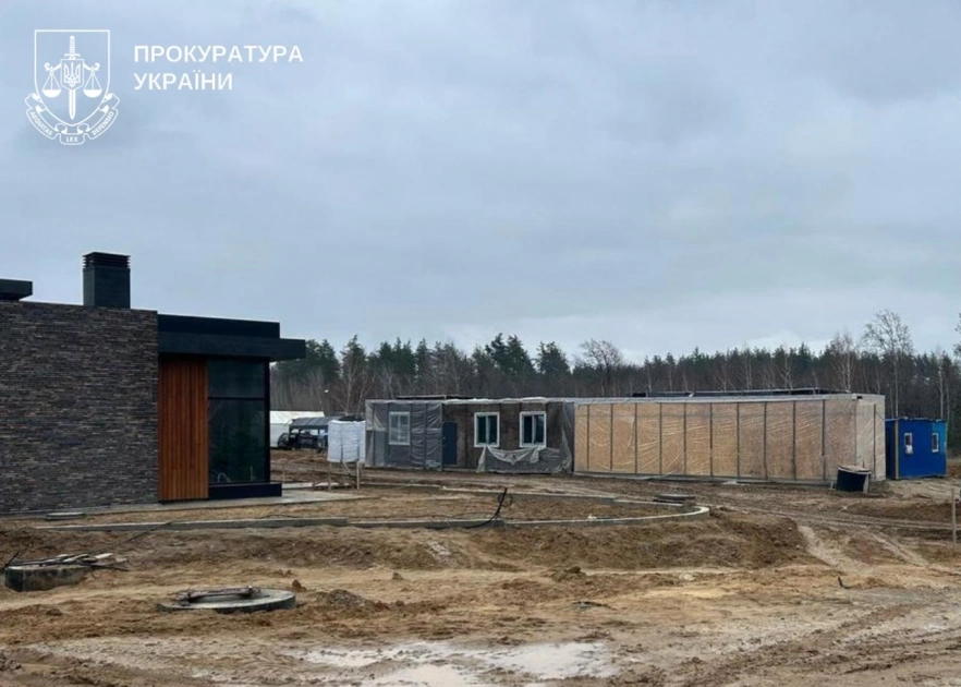 Майже 4 млн «зникли»: на Київщині судитимуть підрядника, який не виконав будівництво - 2