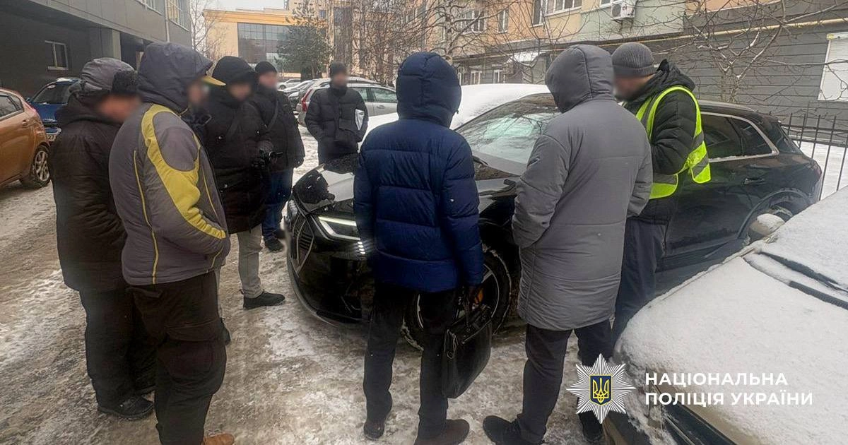 У Києві судитимуть лікаря, який переправляв військовозобов’язаних до Румунії за 20 тис. євро - 1