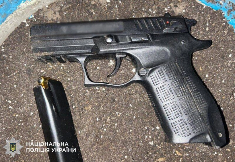 Нічна стрілянина у Дарниці: поліція затримала чоловіка з гумовою зброєю - 1