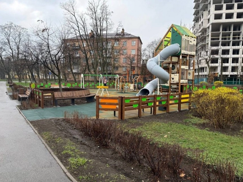 У Дарниці відкрили скульптуру "Омега Незламних": пам’ять про героїзм спецпризначенців - 3