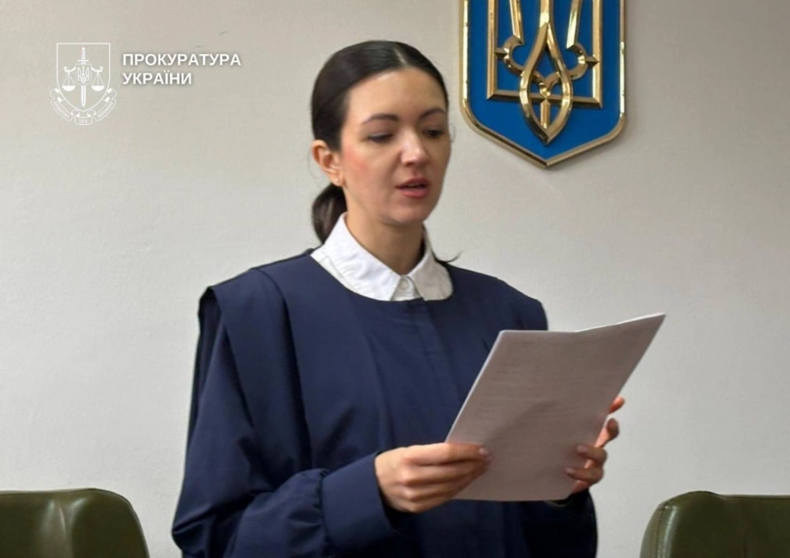 У Києві посадовицю освіти засудили до 7 років за переплати на стільцях і овочерізках - 1