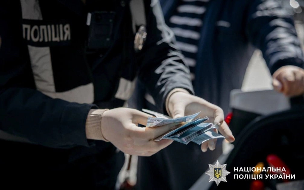 Бізнес на документах: у Києві ліквідували масштабну схему легалізації іноземців - 3