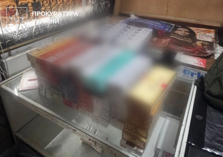 На Київщині викрили мережу контрафактних цигарок: вилучили 37 тисяч пачок без акцизу на 5,5 млн грн - 1