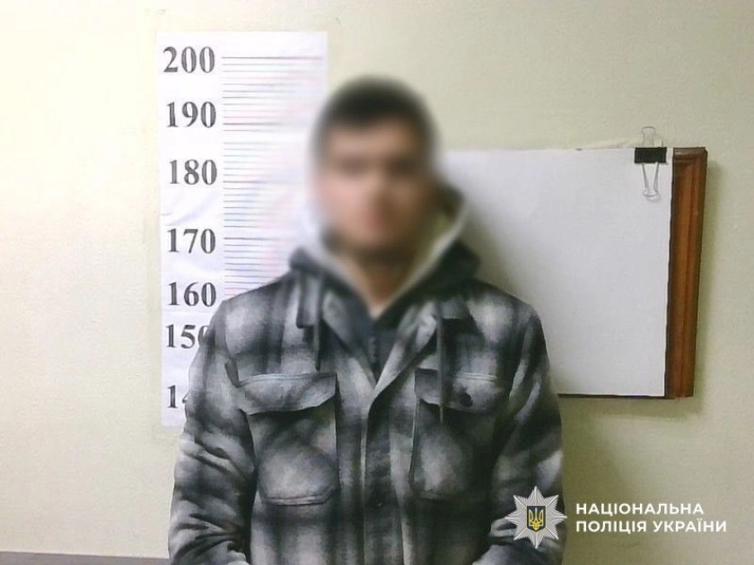 У Києві двоє студентів викрали авто і розібрали його в лісосмузі - 3