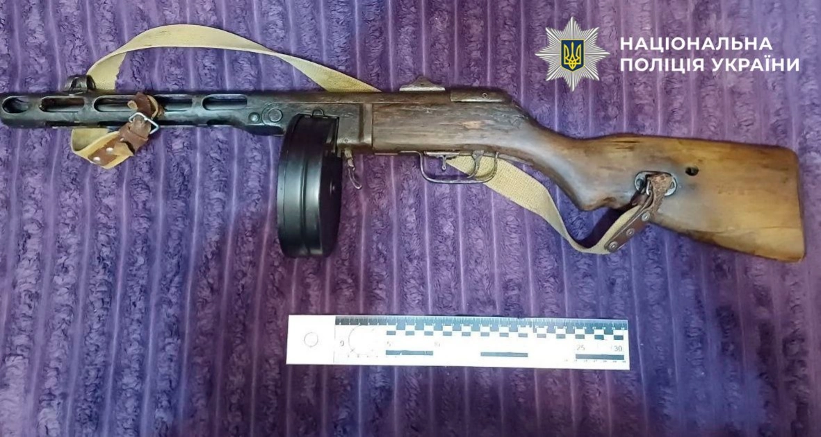 У Києві чоловік продавав зброю Другої світової війни через пошту — деталі схеми - 2