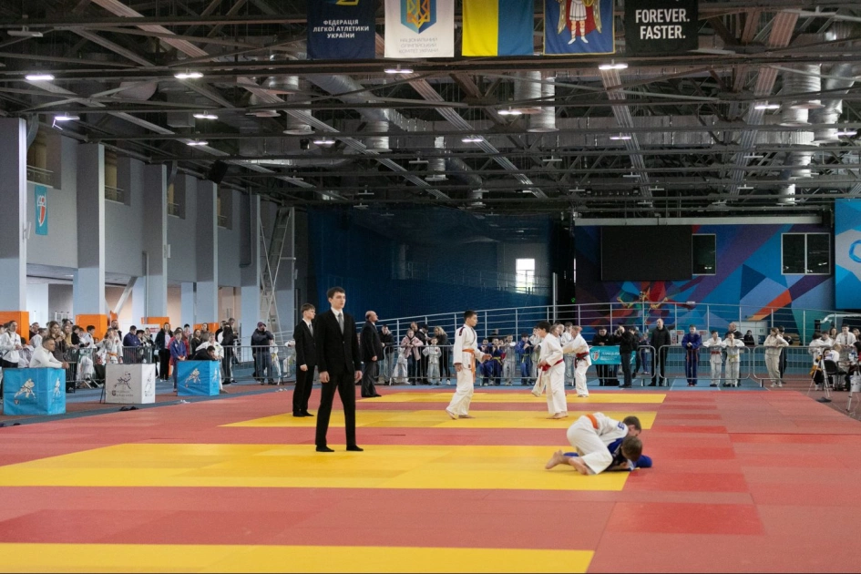 У Києві вперше провели масштабні змагання з дзюдо серед школярів: майже 400 учасників - 2