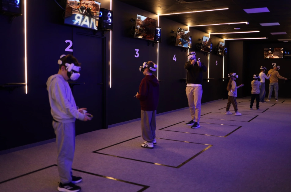 Новий VR-клуб у Києві: де на Дарниці святкують дні народження по-новому - 1