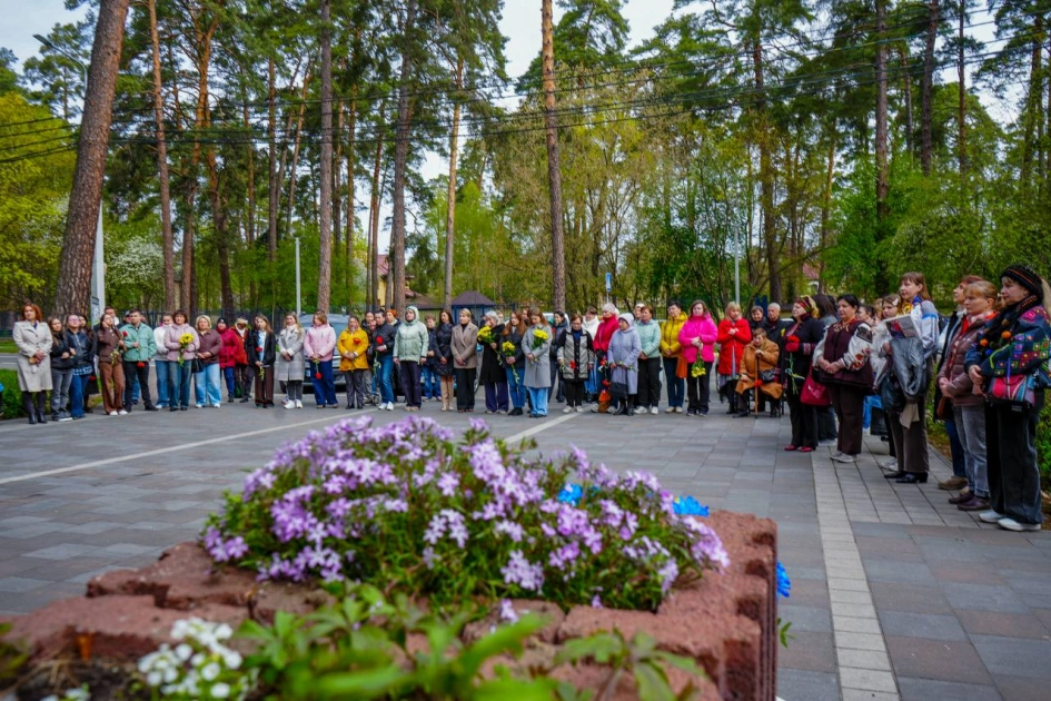 У Бучі відкрили меморіальну дошку художниці Любові Панченко: фото та деталі події - 2