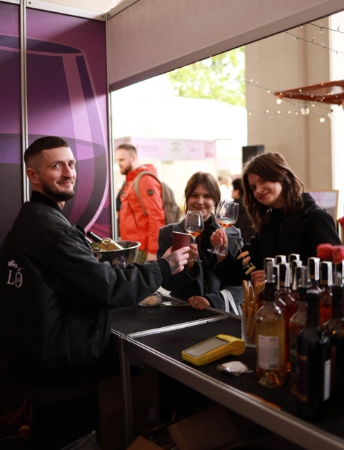 Вино, джаз і перформанс: як Marengo, Koblevo та Aliko змінили ритм Ukrainian Wine Festival 2026 - 5