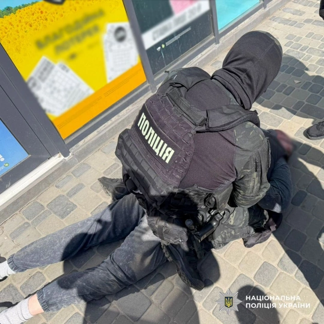 Фіктивне капеланство і виїзд за кордон: у Києві викрили схему за $25 тисяч - 1